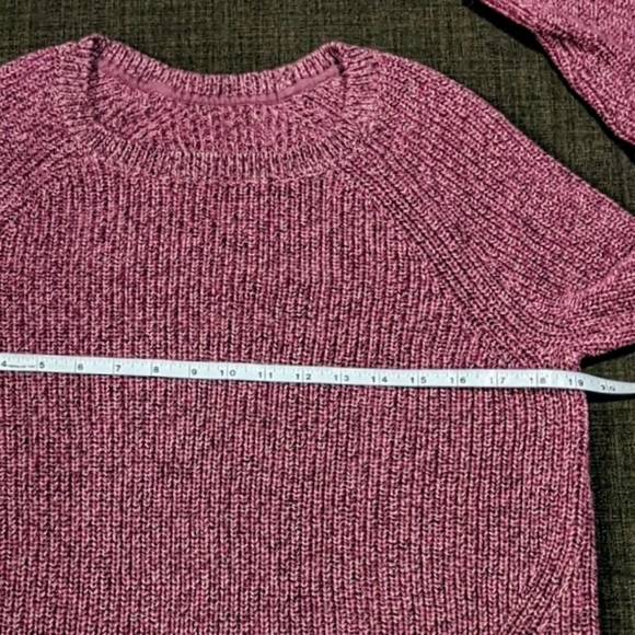 Pink Cable Knit sweater - Picture 3 of 3